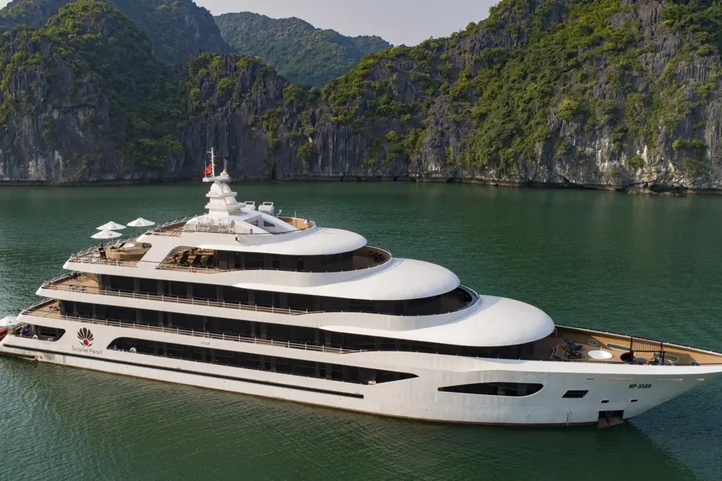 Amazing Cruise- Luxury Day Tour from Ha Long Bay